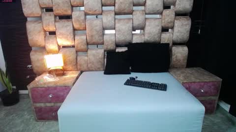 Ashly online show from January 2025 11:56:02 AM