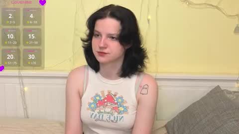 Snapshot of ashlyvincente chatting on December 2025 07:02:02 AM Kristine online show from December 2025 07:02:02 AM