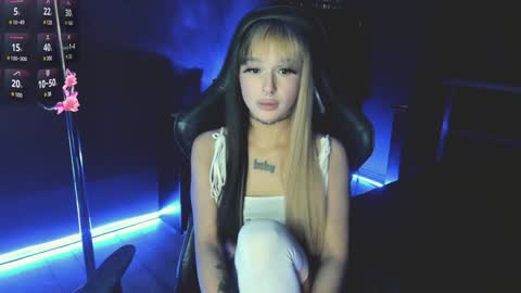 Snapshot of ashmila chatting on January 2025 06:38:01 AM Mila online show from January 2025 06:38:01 AM