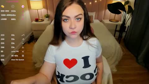 Your girlfriend online show from October 2025 10:51:02 PM