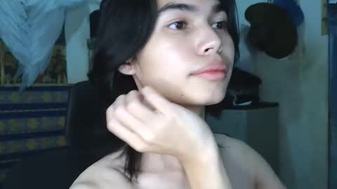 Snapshot of asian_babyboi chatting on November 2025 04:20:02 PM asian_babyboi online show from November 2025 04:20:02 PM