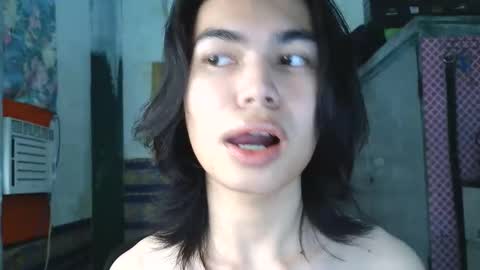 Snapshot of asian_babyboi chatting on December 2025 11:44:02 PM asian_babyboi online show from December 2025 11:44:02 PM