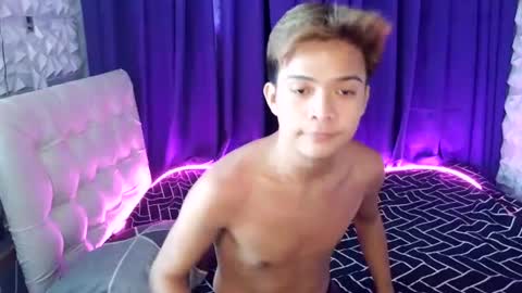 Snapshot of asian_blakefoster chatting on June 2026 01:10:01 AM asian_blakefoster online show from June 2026 01:10:01 AM
