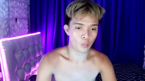 Snapshot of asian_blakefoster chatting on June 2026 04:28:01 AM asian_blakefoster online show from June 2026 04:28:01 AM