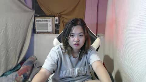 Snapshot of asian_honey69 chatting on October 2025 03:04:02 AM bb girl online show from October 2025 03:04:02 AM