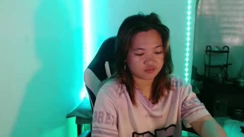 Snapshot of asian_honey69 chatting on November 2025 01:48:02 AM bb girl online show from November 2025 01:48:02 AM