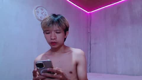 asian_macky online show from April 2026 05:21:01 AM