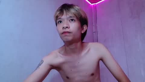 asian_macky online show from April 2026 01:09:02 PM