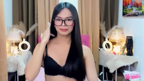 Snapshot of asian_mooreen chatting on November 2025 06:57:01 AM mooreen online show from November 2025 06:57:01 AM