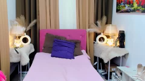 Snapshot of asian_mooreen chatting on December 2025 09:47:02 AM mooreen online show from December 2025 09:47:02 AM