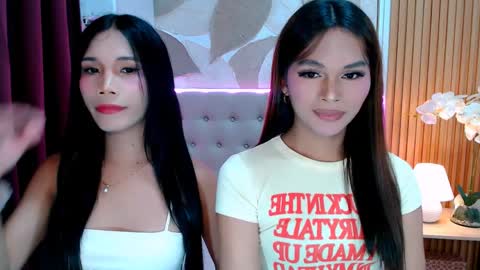 Snapshot of asian_mooreen chatting on April 2026 11:04:02 AM mooreen online show from April 2026 11:04:02 AM