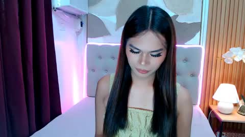 Snapshot of asian_mooreen chatting on April 2026 08:52:02 AM mooreen online show from April 2026 08:52:02 AM