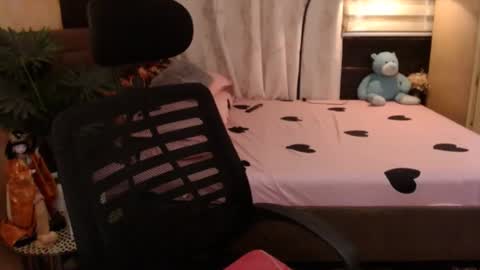 angela online show from January 2025 03:26:02 AM