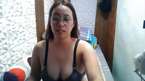 Trixie online show from July 2026 01:53:01 PM