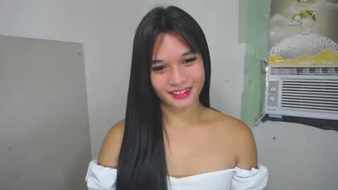 Snapshot of asian_yannie chatting on October 2025 11:15:01 PM Yan online show from October 2025 11:15:01 PM