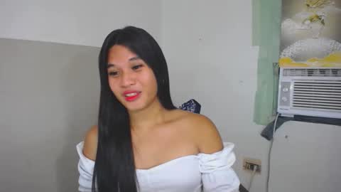 Snapshot of asian_yannie chatting on October 2025 06:40:02 PM Yan online show from October 2025 06:40:02 PM