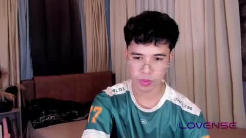 Snapshot of asiancum_peter chatting on July 2026 02:58:01 AM asiancum_peter online show from July 2026 02:58:01 AM