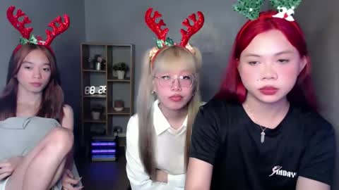 Snapshot of asiancutie0 chatting on December 2024 06:35:02 AM online show from December 2024 06:35:02 AM