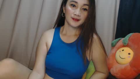 Snapshot of asianhottyxxx chatting on March 2025 10:32:02 PM Cristie online show from March 2025 10:32:02 PM
