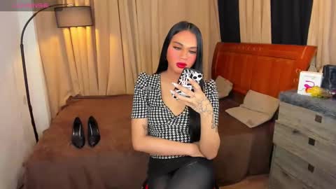 Snapshot of asianhugecockjulia1 chatting on December 2024 08:42:02 PM JULIA online show from December 2024 08:42:02 PM