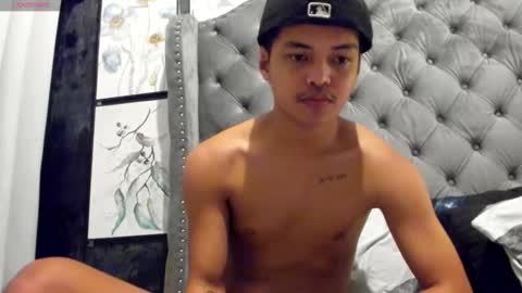 Snapshot of asianhugescott chatting on November 2025 12:30:01 PM VICTORIA SCOTT online show from November 2025 12:30:01 PM