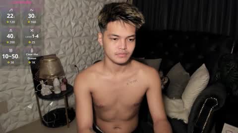 Snapshot of asianhugescott chatting on December 2025 10:57:02 AM VICTORIA SCOTT online show from December 2025 10:57:02 AM