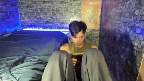 mark online show from April 2026 07:04:01 PM