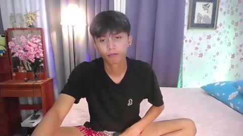 Snapshot of asiansmokeyxx chatting on December 2024 10:21:01 AM prince online show from December 2024 10:21:01 AM