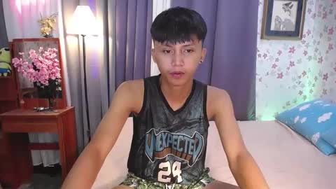 Snapshot of asiansmokeyxx chatting on January 2025 08:29:01 AM prince online show from January 2025 08:29:01 AM