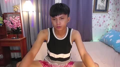 Snapshot of asiansmokeyxx chatting on January 2025 03:46:01 PM prince online show from January 2025 03:46:01 PM