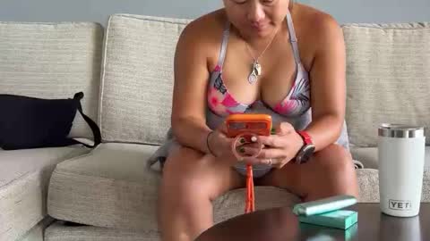 asiansquirtgirl online show from May 2026 01:11:01 AM