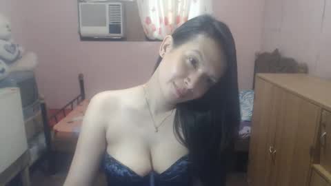 Snapshot of asiantinypeach chatting on March 2026 02:16:02 AM Diana online show from March 2026 02:16:02 AM