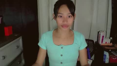 Snapshot of asiantreasures chatting on February 2026 09:43:02 AM kisses online show from February 2026 09:43:02 AM