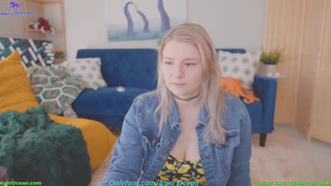 Asiri   pronounced Ah-siri Please no nicknames   3 online show from March 2026 02:34:01 PM