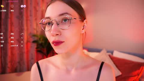 Snapshot of askaudrey chatting on December 2024 07:36:01 PM Audrey online show from December 2024 07:36:01 PM