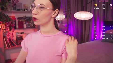 Snapshot of askaudrey chatting on December 2024 01:38:02 PM Audrey online show from December 2024 01:38:02 PM