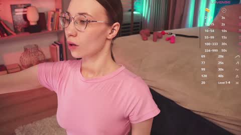 Snapshot of askaudrey chatting on December 2024 05:17:02 PM Audrey online show from December 2024 05:17:02 PM