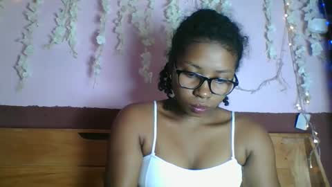asmiraa online show from May 2026 04:37:02 PM