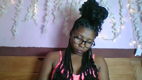 asmiraa online show from May 2026 06:24:01 PM