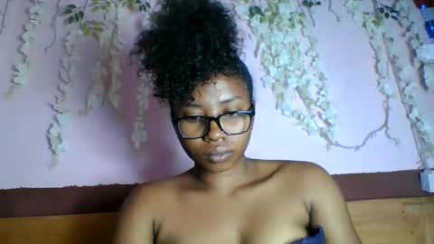 asmiraa online show from May 2026 04:02:02 PM