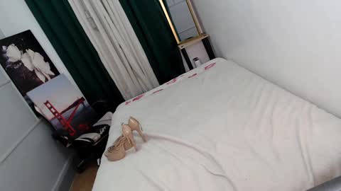 Snapshot of asmodeus_daughter chatting on December 2024 07:35:01 AM Margaux Miller online show from December 2024 07:35:01 AM