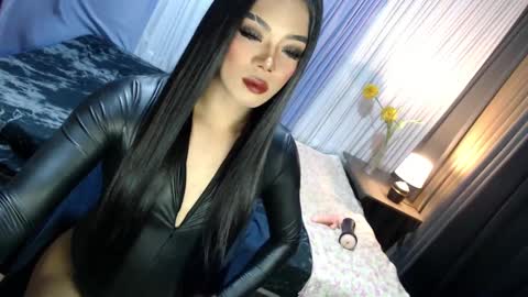 Snapshot of asmodeus_daughter chatting on March 2025 06:19:02 PM Margaux Miller online show from March 2025 06:19:02 PM