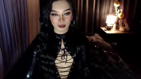 Snapshot of asmodeus_daughter chatting on September 2025 04:45:02 PM Margaux Miller online show from September 2025 04:45:02 PM