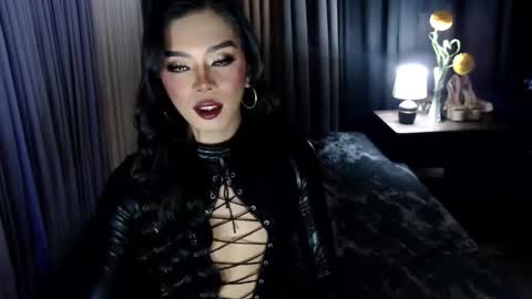 Snapshot of asmodeus_daughter chatting on October 2025 04:38:02 PM Margaux Miller online show from October 2025 04:38:02 PM