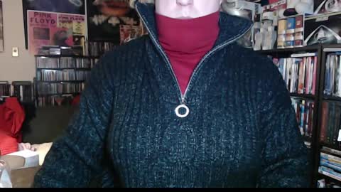 Snapshot of aspen_vale chatting on December 2024 12:27:01 AM Aspen Vale online show from December 2024 12:27:01 AM