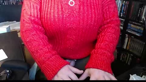 Snapshot of aspen_vale chatting on December 2024 08:08:01 PM Aspen Vale online show from December 2024 08:08:01 PM