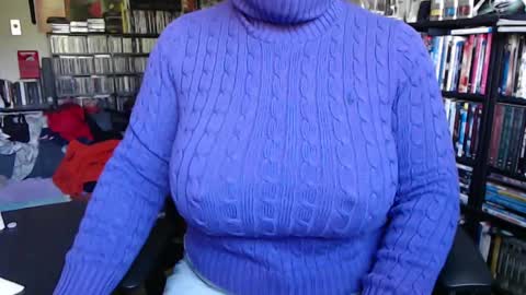 Snapshot of aspen_vale chatting on September 2025 01:32:01 PM Aspen Vale online show from September 2025 01:32:01 PM