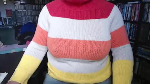 Snapshot of aspen_vale chatting on October 2025 07:42:02 PM Aspen Vale online show from October 2025 07:42:02 PM