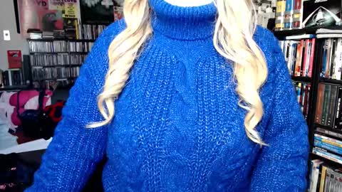 Snapshot of aspen_vale chatting on November 2025 05:38:01 PM Aspen Vale online show from November 2025 05:38:01 PM