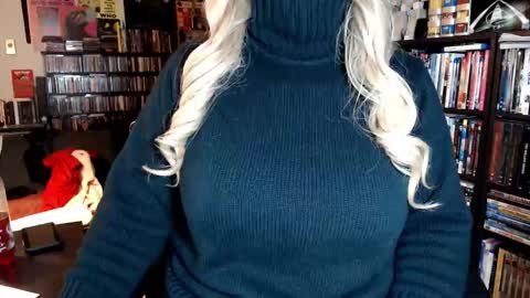 Snapshot of aspen_vale chatting on December 2025 09:57:01 PM Aspen Vale online show from December 2025 09:57:01 PM